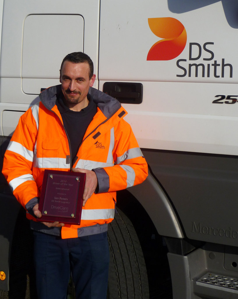 ian%20-%20solo%20with%20dss%20logo%20v1%20edited