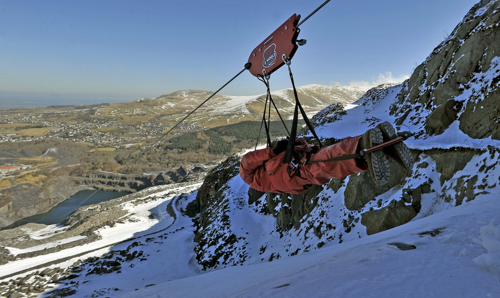 leea has issued a new guidance document on zip lines and high ropes courses