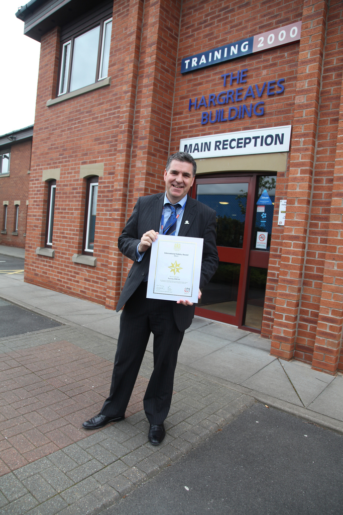 phil watson with certificate 2015