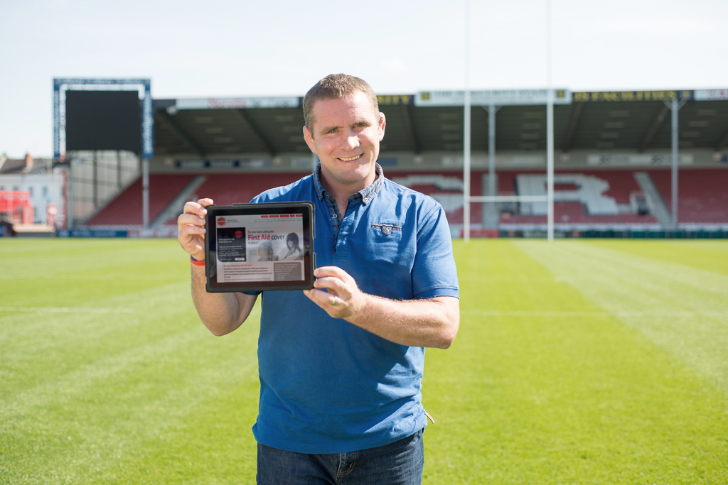 raofan launch  - phil vickery demonstrates the system