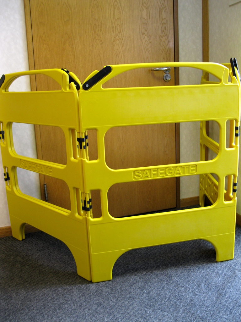 oxford plastics press release -  safegate