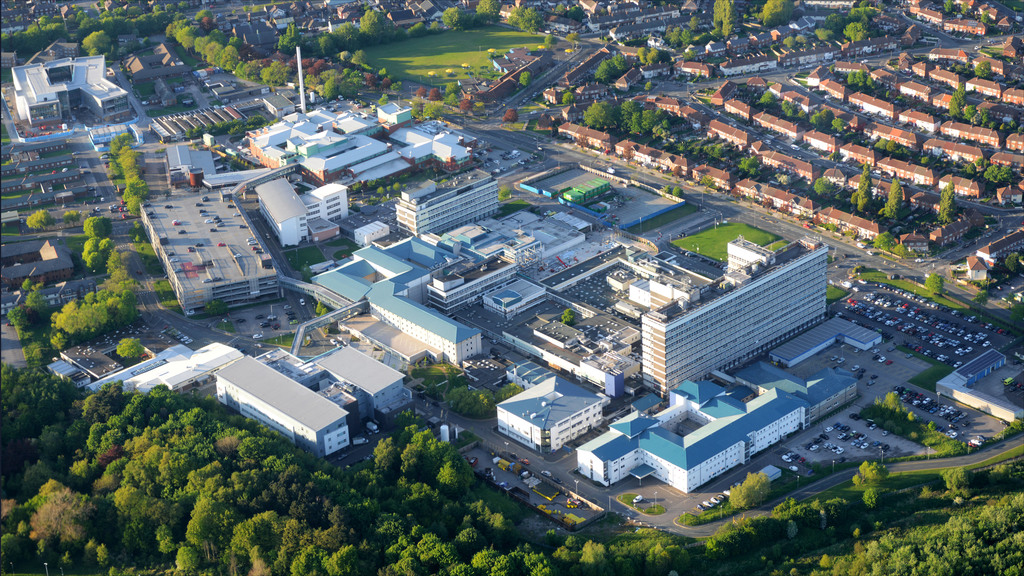 sysop - aintree hospital aerial view image