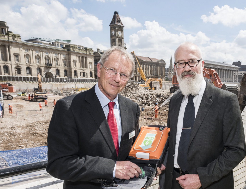 richard macdonald from cardiac science with glenn christiansen from carillion