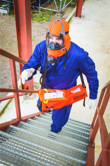 press-photo_premaire-escape_with-premaire-mask-hood_application