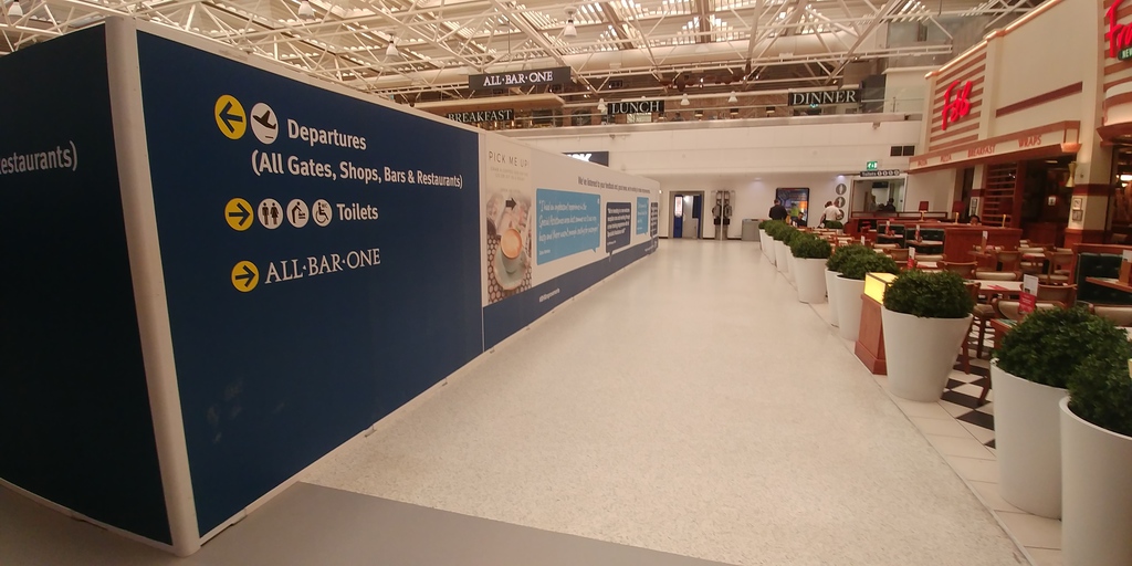 coupe-decor_birmingham-airport_hf-pvc_200218_02