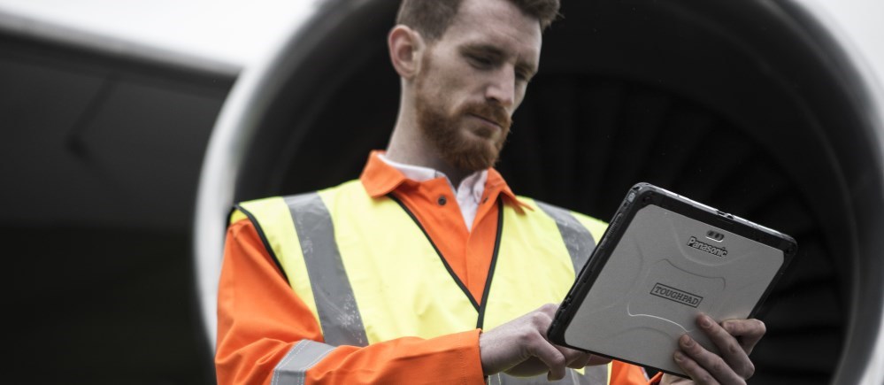 other-trakacom-images-articles-panasonic toughbook tablet