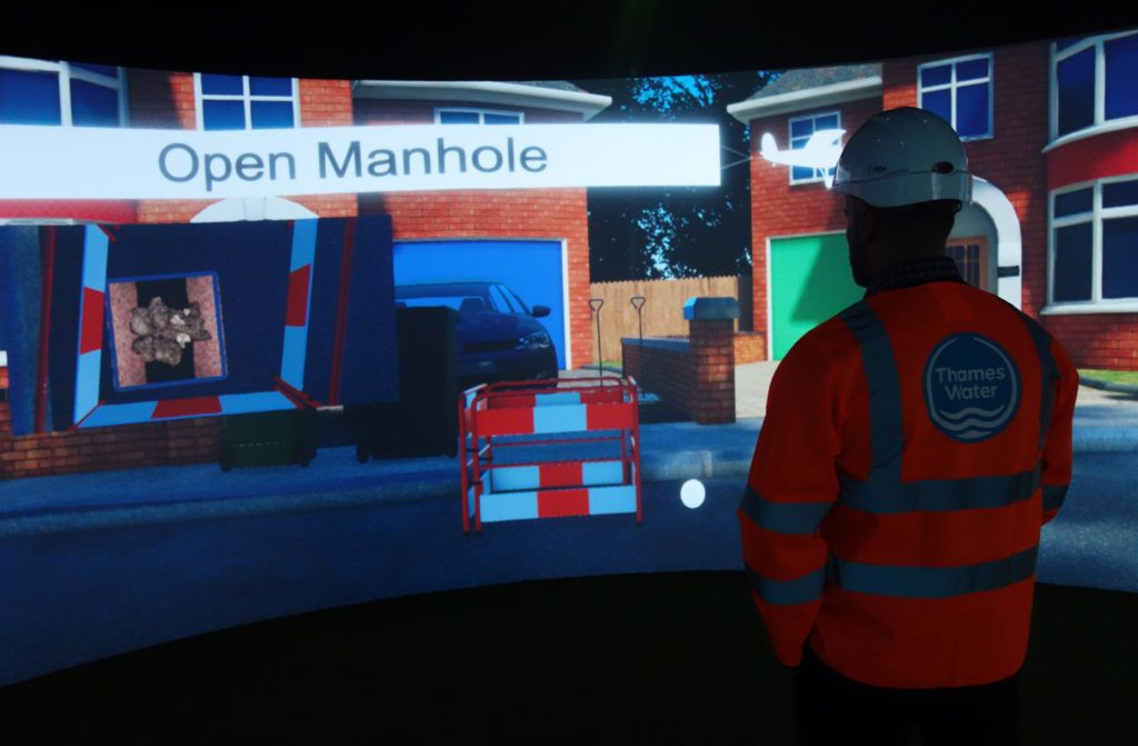 vr-in-igloo-1024x671