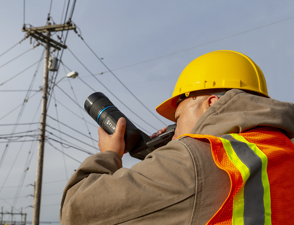 flir_t840_camera_ avoid costly outages