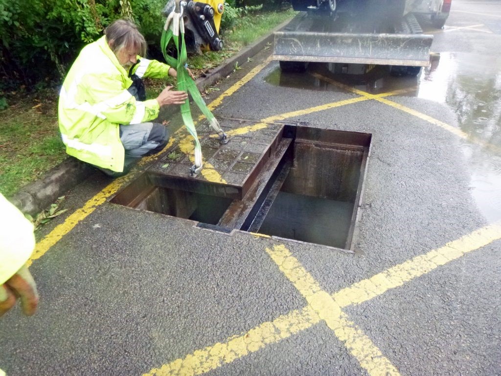 http://resource2.ultdb.net/res/org0011/Y2019/M07/20190729ZIM4.jpg