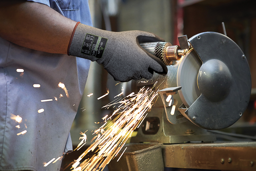cut-protection-gloves-duracoil-386 sparks