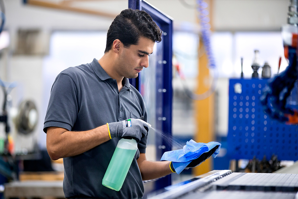 Hygiene and safety recommendations for manufacturers