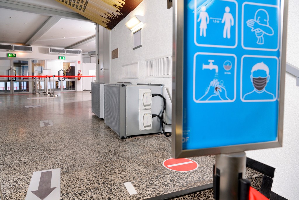 UV disinfection at German vaccination centre