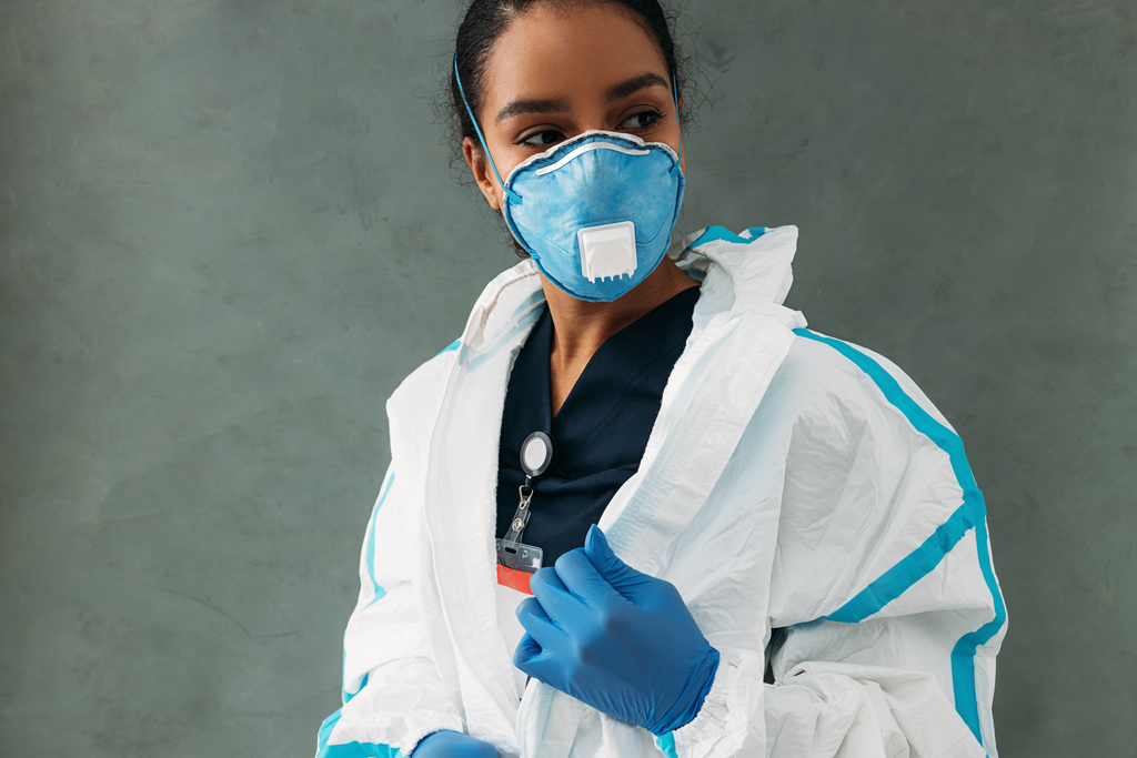 STOCK doctor wearing FFP3 respirator