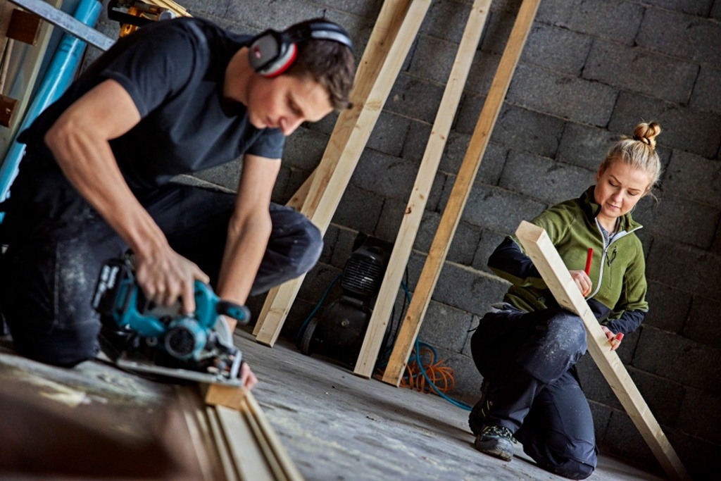 New 100% stretch craftsman trousers