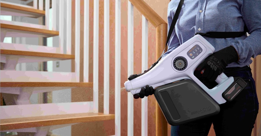 Revolutionary disinfectant maker and sprayer