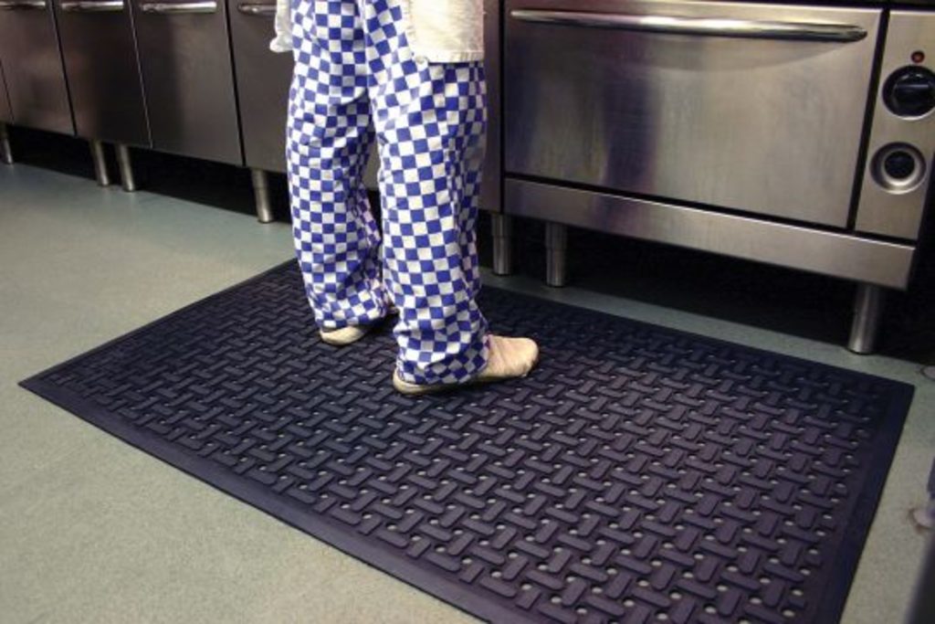 Anti-slip flooring in the catering trade