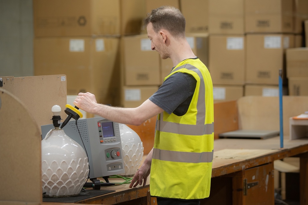 Pacific chooses Seaward's HAL LED