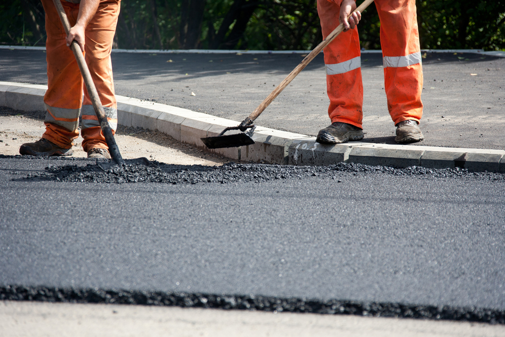 iStock-road-workers-155441590.jpg